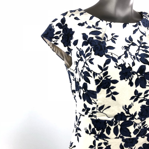 Lands End Floral Dress Size 6 - Picture 3 of 8